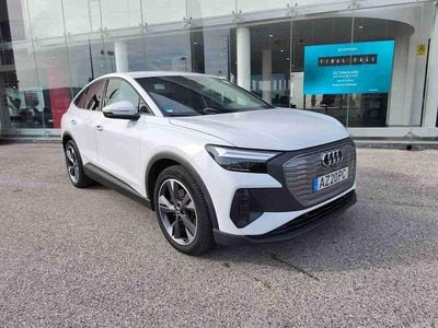 Branco Usado 2023 Audi Q4 e-tron Comfort SUV | € 28.990 (Preço justo)