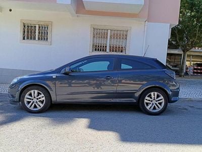 Opel Astra GTC