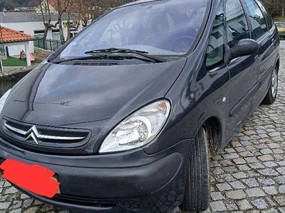 Usado 2001 Citroën Xsara Picasso Monovolume | € 2.000