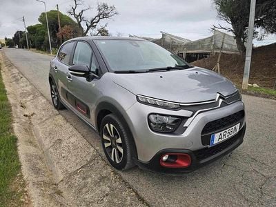 Cinzento Usado 2022 Citroën C3 PureTech Citadino | € 12.500 (Preço justo)