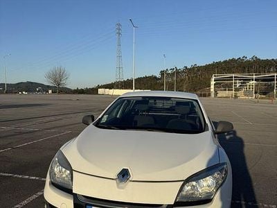 Usado 2013 Renault Mégane III Sedan | € 3.990 (Super Preço)