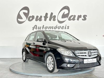 Preto Usado 2011 Mercedes B180 Monovolume | € 7.990