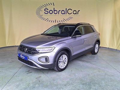Usado VW T-Roc Style 110 HP (80 kW) 2023 Cinzento SUV