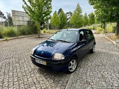 Renault Clio II