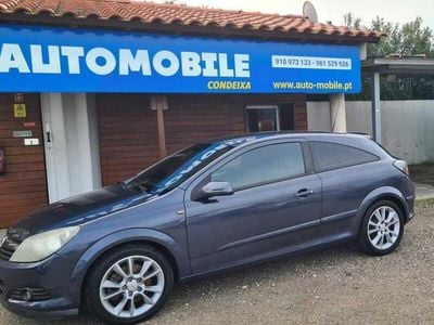Usado Opel Astra GTC 150 HP (110 kW) 2006 Cinzento