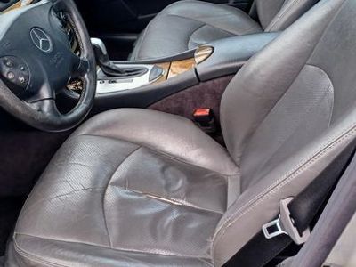 Mercedes E220