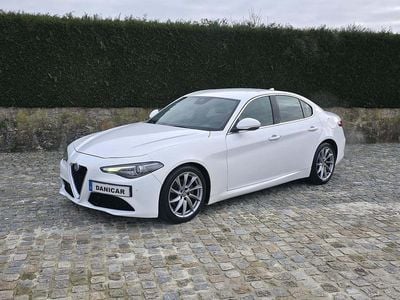 Usado Alfa Romeo Giulia Super 180 HP (132 kW) 2016 Branco Sedan
