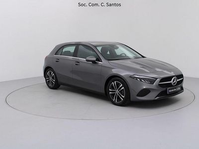 Usado Mercedes A180 Advanced 116 HP (85 kW) 2025 Cinza Sedan