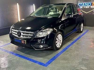 Usado Mercedes B180 Urban 109 HP (80 kW) 2014 Monovolume