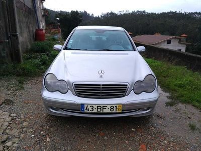 usado Mercedes C270 CDI Avantgarde