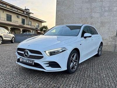 Branco Usado 2020 Mercedes A250 AMG line | € 28.950 (Preço justo)