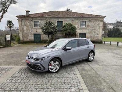 Usado VW Golf VIII 245 HP (180 kW) 2024 Cinzento