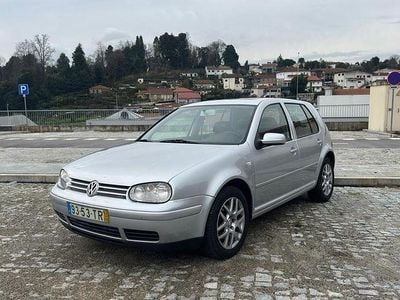 Usado 2002 VW Golf IV Highline Sedan | € 5.500 (Preço justo)