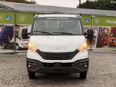 Branco Usado 2025 Iveco Daily | € 52.500 (Caro)