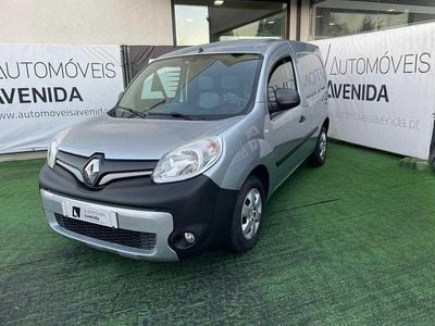Cinzento Usado 2021 Renault Kangoo | € 14.900 (Preço justo)