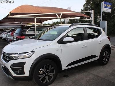 Usado Dacia Sandero Stepway 90 HP (66 kW) 2021 Branco SUV