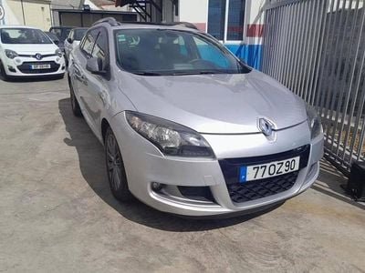 Cinzento Usado 2011 Renault Mégane III Carrinha | € 12.900