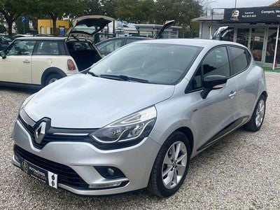 Cinza Usado 2016 Renault Clio IV LIMITED | € 11.400 (Preço justo)