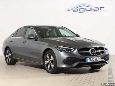 Cinza Usado 2024 Mercedes C300e Avantgarde Sedan | € 49.900 (Caro)