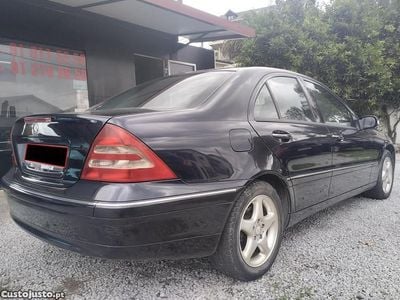 Mercedes C200