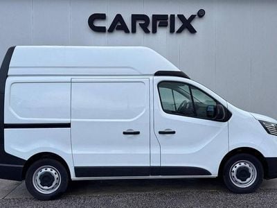 Branco Usado 2024 Renault Trafic Monovolume | € 32.499 (Preço justo)