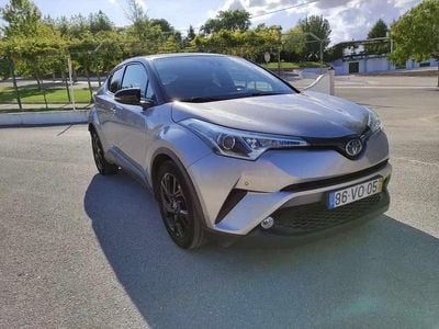 Cinzento Usado 2018 Toyota C-HR SUV | € 9.900