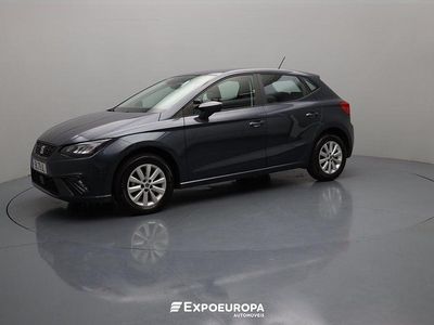 Usado Seat Ibiza Style 95 HP (69 kW) 2024 Cinzento Sedan