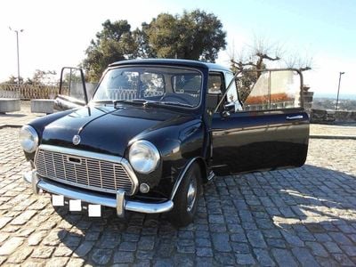 Preto Usado 1969 Mini 1000 Citadino | € 10.000