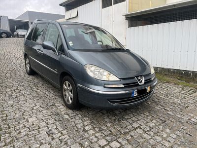 Peugeot 807