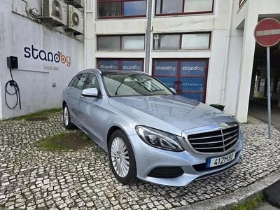 Usado Mercedes C200 Avantgarde 136 HP (100 kW) 2014 Prata Carrinha