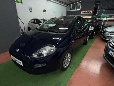 Azul Usado 2013 Fiat Punto Pop Sedan | € 5.050 (Bom preço)