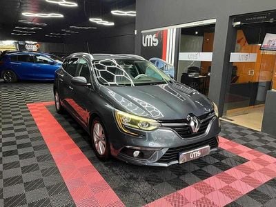 Usado Renault Mégane IV 90 HP (66 kW) 2017 Azul Carrinha