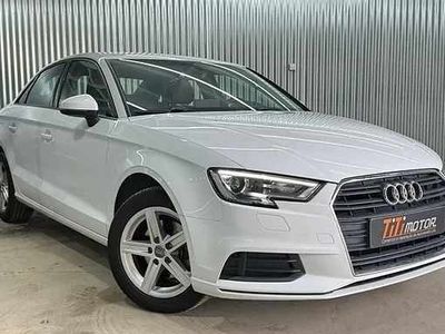 Usado Audi A3 Sport 116 HP (85 kW) 2016 Branco Coupé