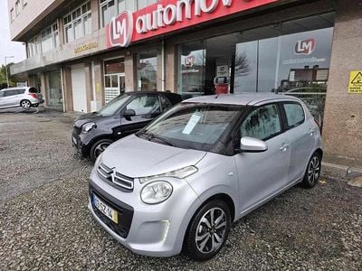 Cinza Usado 2017 Citroën C1 Feel Citadino | € 7.999 (Preço justo)