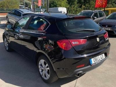 Preto Usado 2011 Alfa Romeo Giulietta Citadino | € 9.900 (Caro)