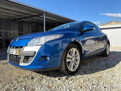 Azul Usado 2010 Renault Mégane III Citadino | € 12.000