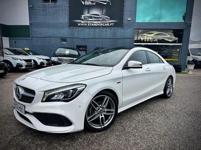 Branco Usado 2017 Mercedes CLA200 AMG line Sedan | € 25.990