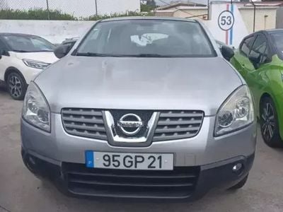 Cinzento Usado 2008 Nissan Qashqai SUV | € 7.900 (Caro)