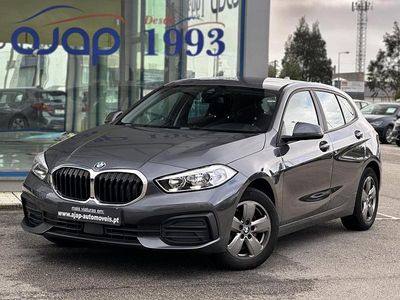 Usado BMW 116 Advantage 116 HP (85 kW) 2021 Cinza Citadino