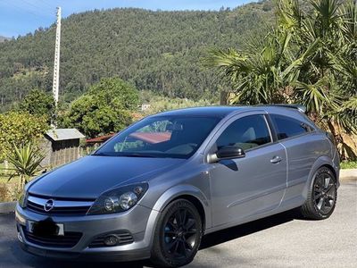 usado Opel Astra GTC 1.7 cdti