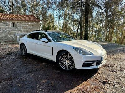 Porsche Panamera 4S