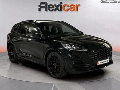Usado Ford Kuga ST-Line 150 HP (110 kW) 2023 Preto SUV