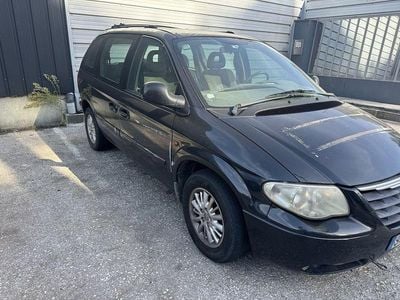 Usado 2004 Chrysler Voyager Monovolume | € 1.500