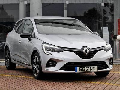 Usado Renault Clio V Evolution 90 HP (66 kW) 2023 Cinza