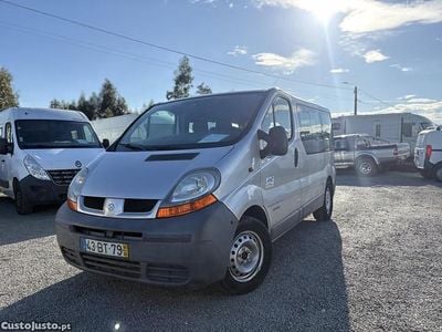 Cinza Usado 2006 Nissan Primastar Monovolume | € 7.800