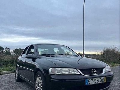 Usado 1999 Opel Vectra Sedan | € 2.990