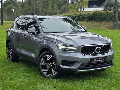 Usado Volvo XC40 150 HP (110 kW) 2019 Cinza SUV
