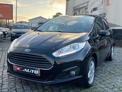 Preto Usado 2015 Ford Fiesta Titanium | € 6.999 (Bom preço)