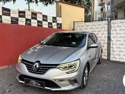 Cinza Usado 2021 Renault Mégane Coupé GT-Line Coupé | € 14.900