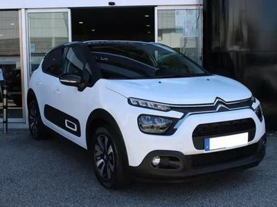 Branco Usado 2024 Citroën C3 PureTech Citadino | € 16.400 (Preço justo)